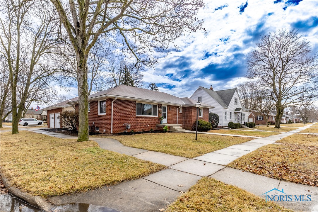 1174 Elco Avenue, Maumee, Ohio image 1