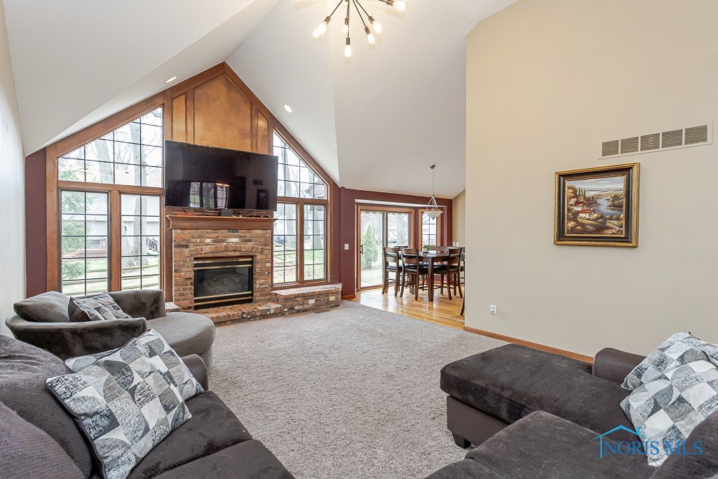 8233 Hidden Forest Drive, Holland, Ohio image 6