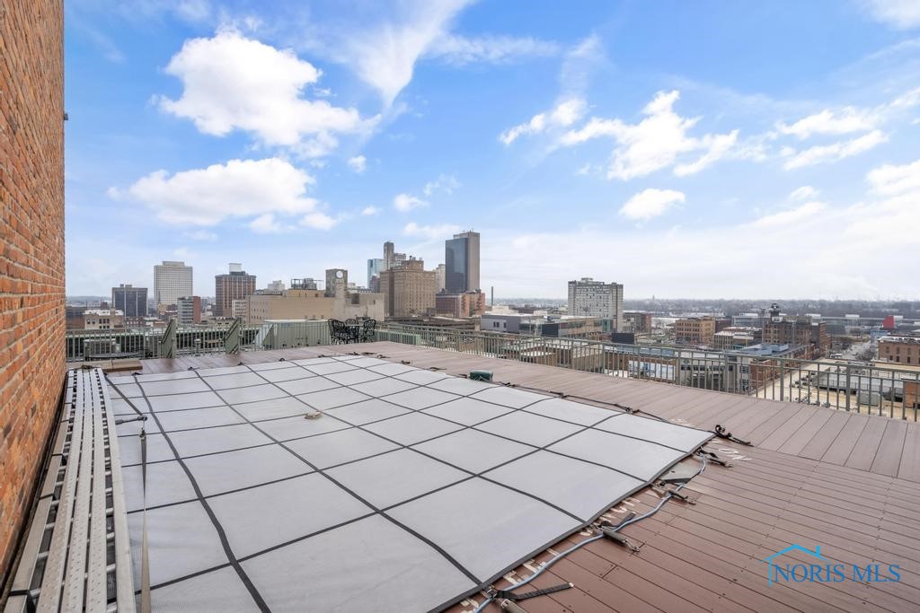 745 Washington Street #402, Toledo, Ohio image 32