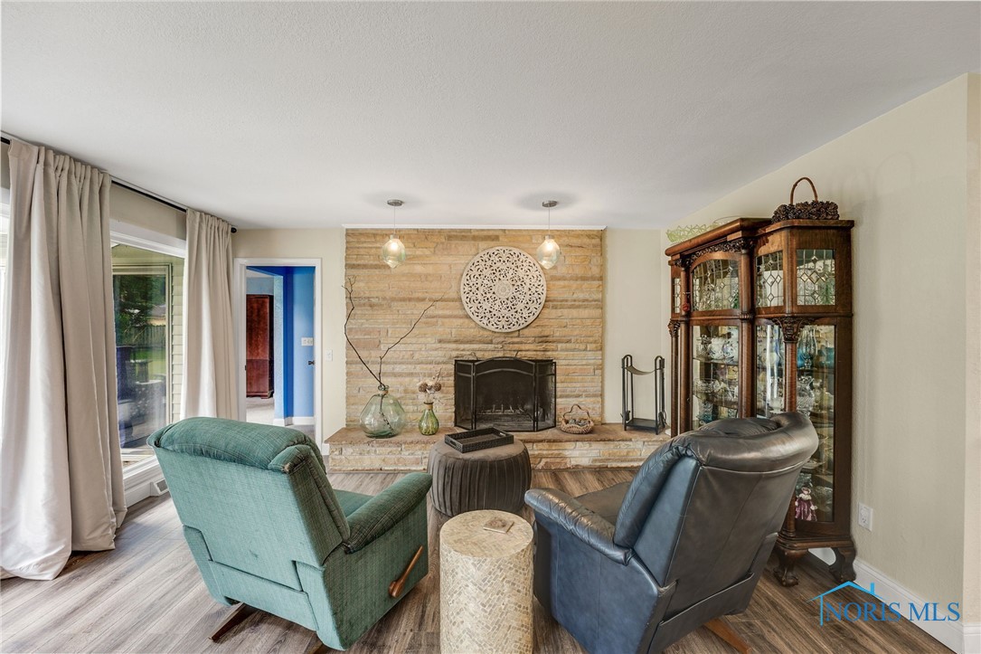 Photo 12 of 45 of 4835 S Crestridge Road house