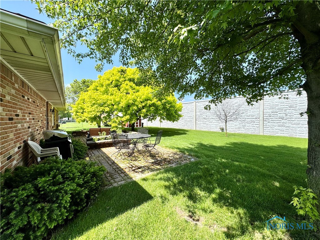 360 N Harmony Drive, Napoleon, Ohio image 3