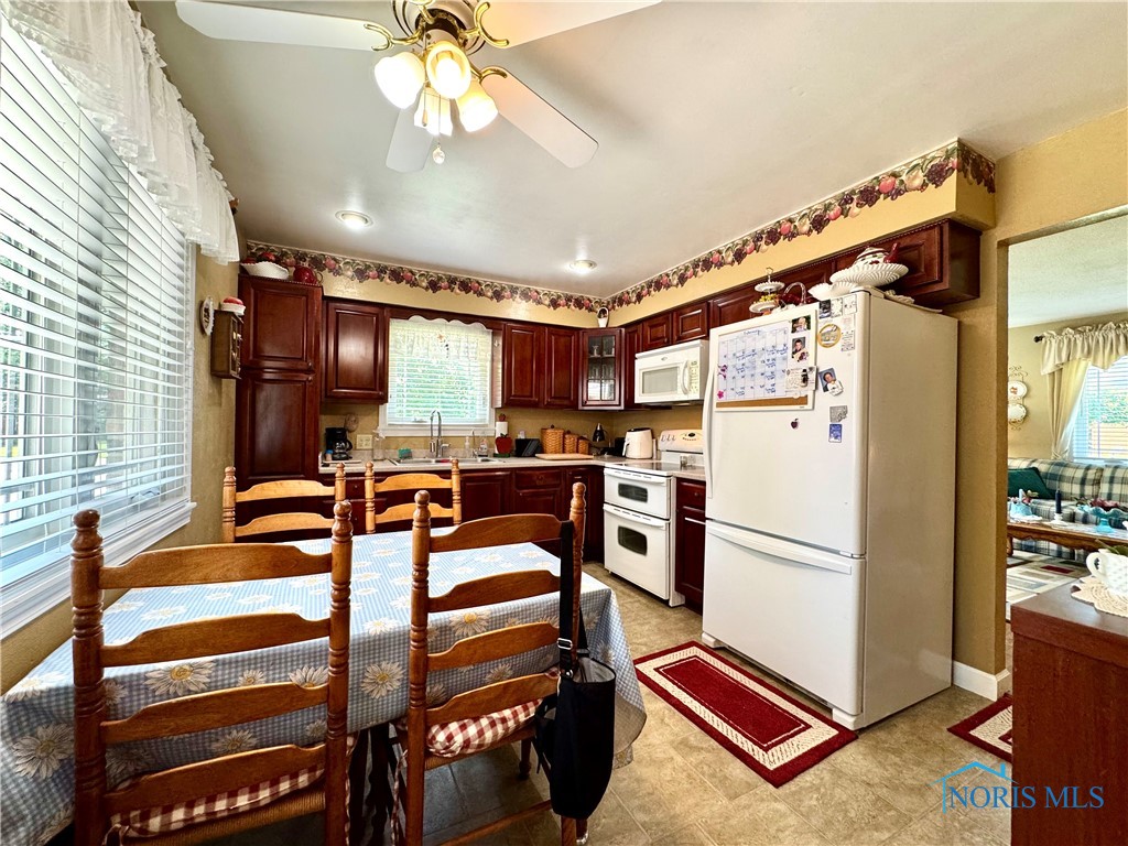 360 N Harmony Drive, Napoleon, Ohio image 14