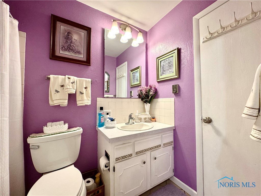 360 N Harmony Drive, Napoleon, Ohio image 18