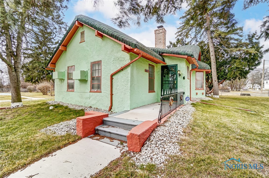 7149 Wales Road, Northwood, Ohio image 1