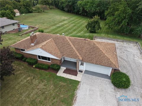 Tiny photo for 421 Parklane Drive, Woodville, OH 43469 (MLS # 6136600)