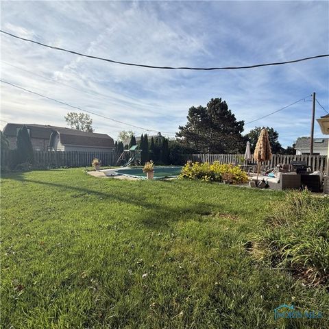 Tiny photo for 2240 Ruthanne Drive, Toledo, OH 43611 (MLS # 6136840)