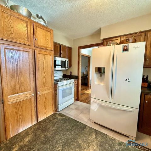 Tiny photo for 2240 Ruthanne Drive, Toledo, OH 43611 (MLS # 6136840)