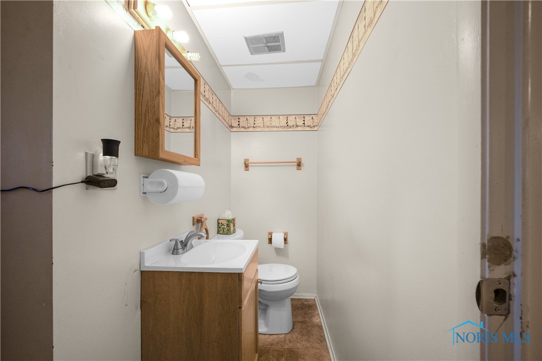 120 E Drew Lane, Clyde, Ohio image 33