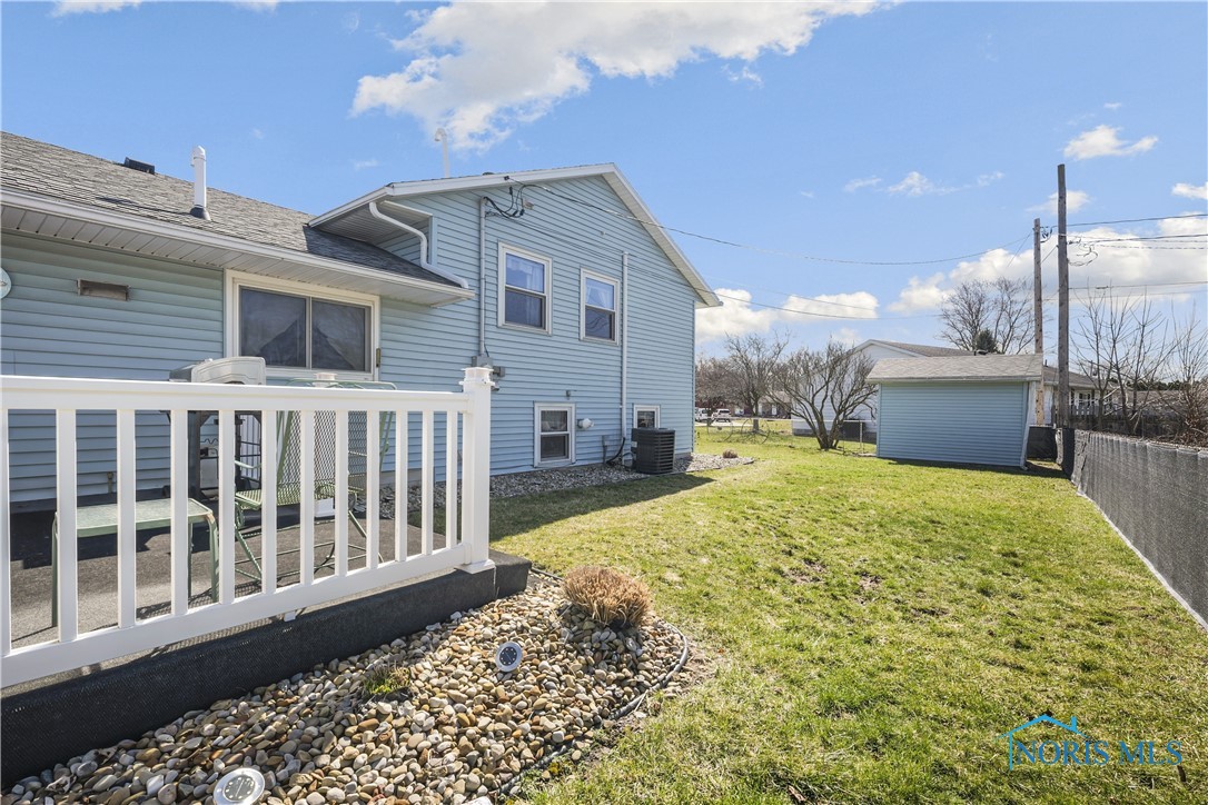 120 E Drew Lane, Clyde, Ohio image 37