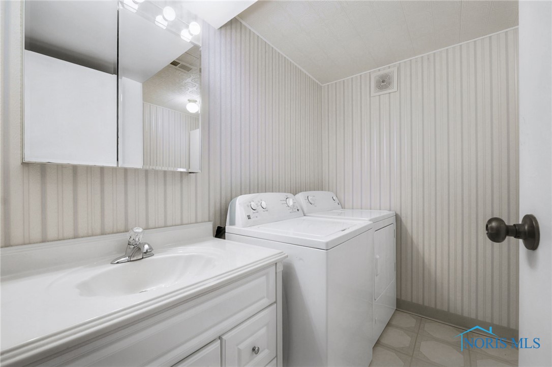 11930 Eckel Junction Road, Perrysburg, Ohio image 33