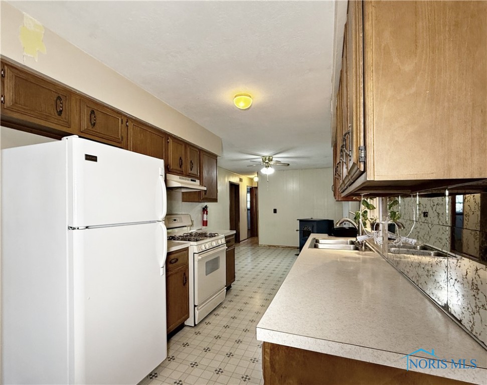 752 E Township Road 122, Tiffin, Ohio image 13