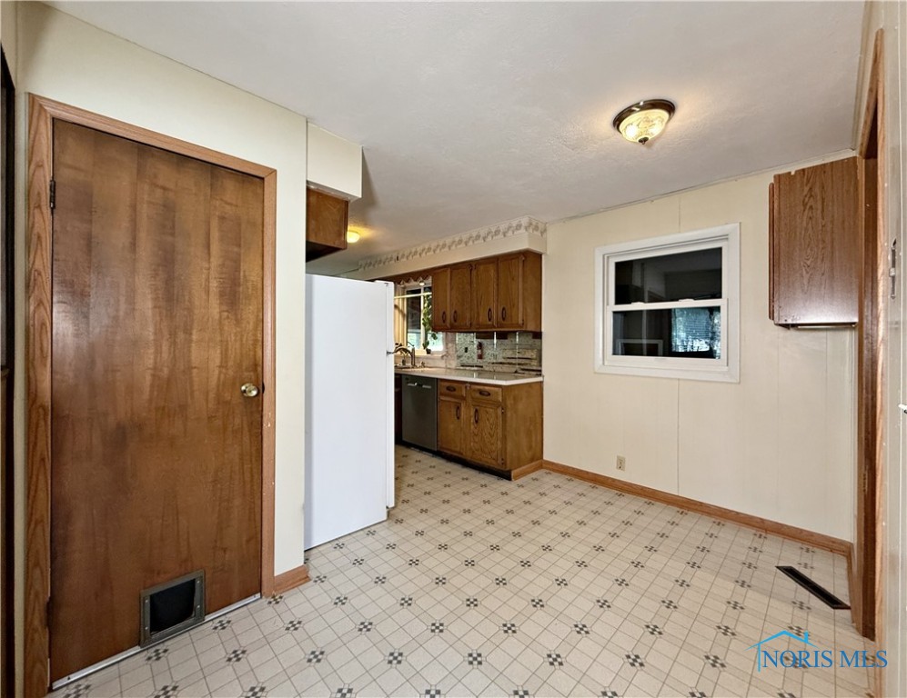 752 E Township Road 122, Tiffin, Ohio image 12