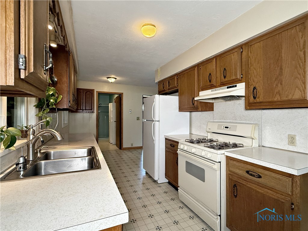 752 E Township Road 122, Tiffin, Ohio image 14
