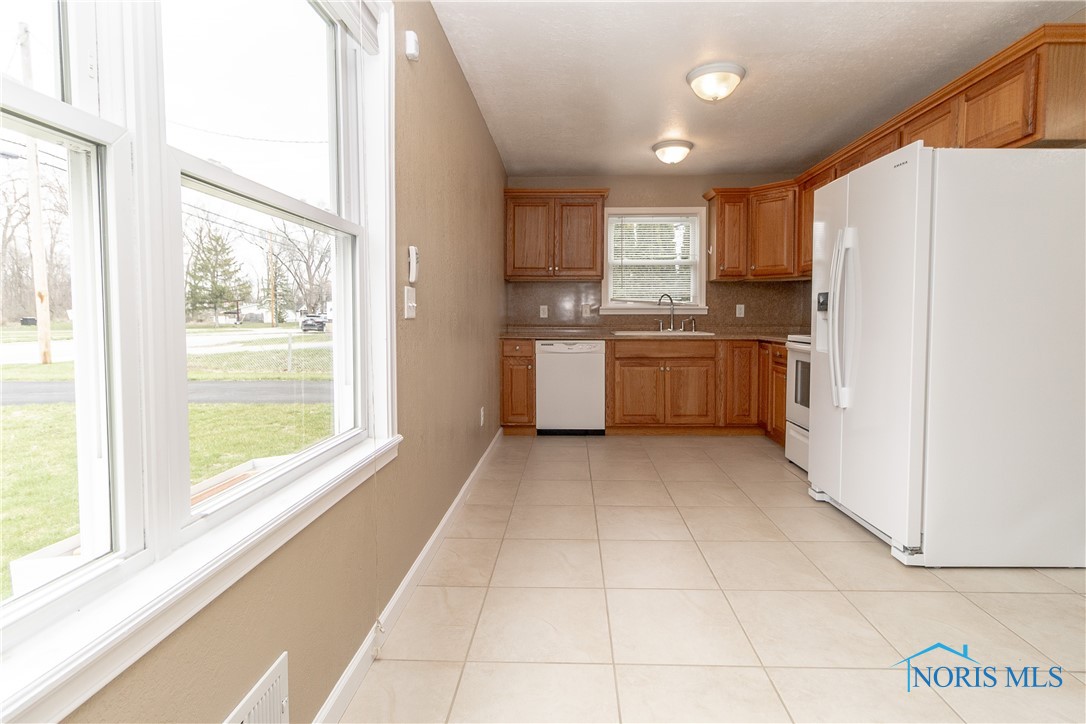 6939 Angola Road, Holland, Ohio image 12