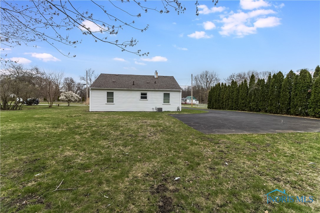 6939 Angola Road, Holland, Ohio image 39