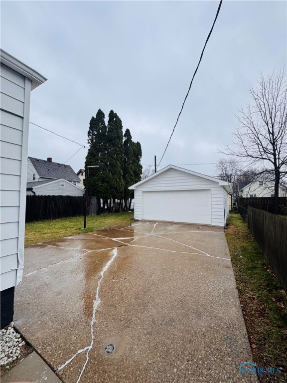 4566 Willys Parkway, Toledo, Ohio image 2