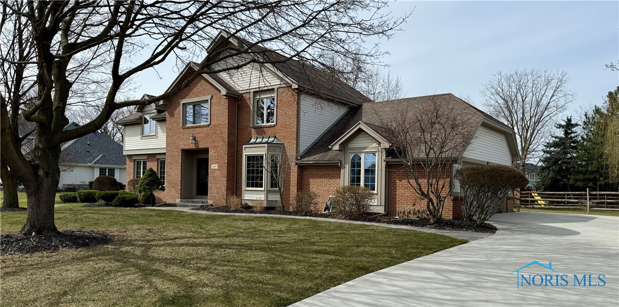 9627 Sheffield Road, Perrysburg, Ohio image 2