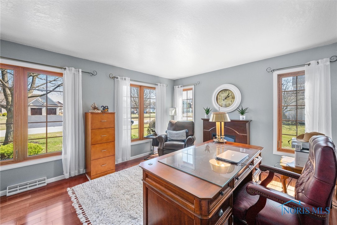 9627 Sheffield Road, Perrysburg, Ohio image 14