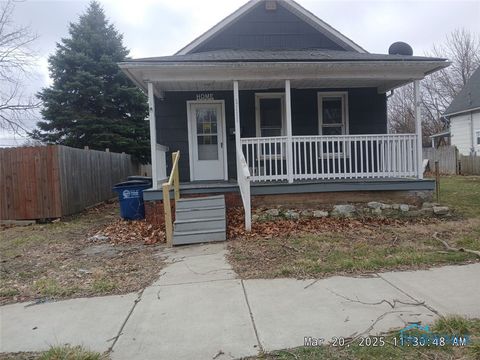 Photo of 1111 Orchard Street, Toledo, OH 43609 (MLS # 6136261)