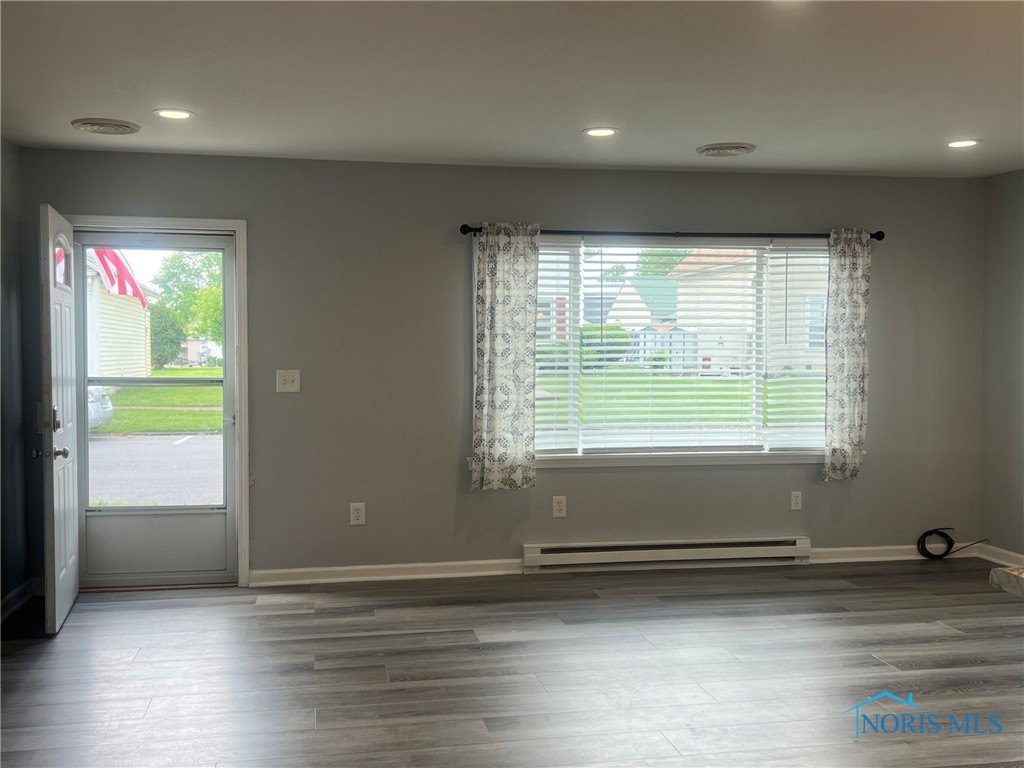 118 N Main Street, Bloomdale, Ohio image 3