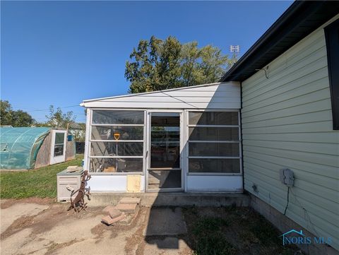 Tiny photo for 558 Thurston Street, Toledo, OH 43605 (MLS # 6136468)