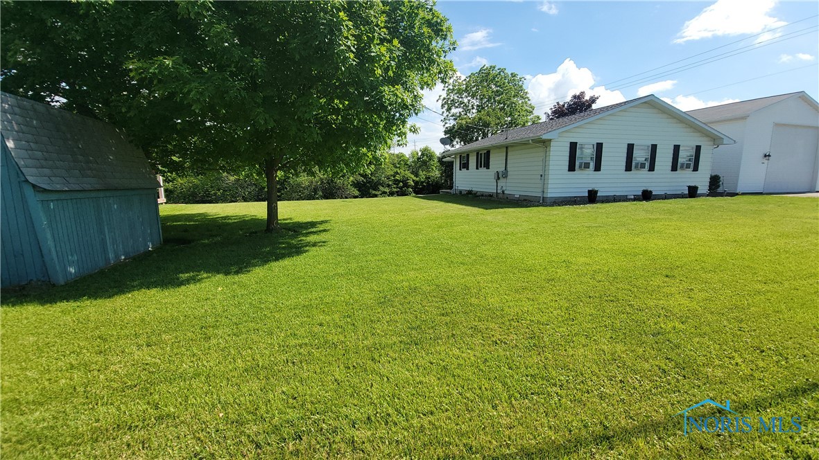 5416 E Channel Drive, Port Clinton, Ohio image 9