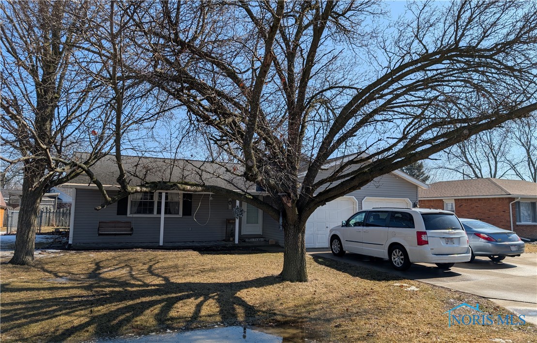 413 Clover Lane, Wauseon, Ohio image 1