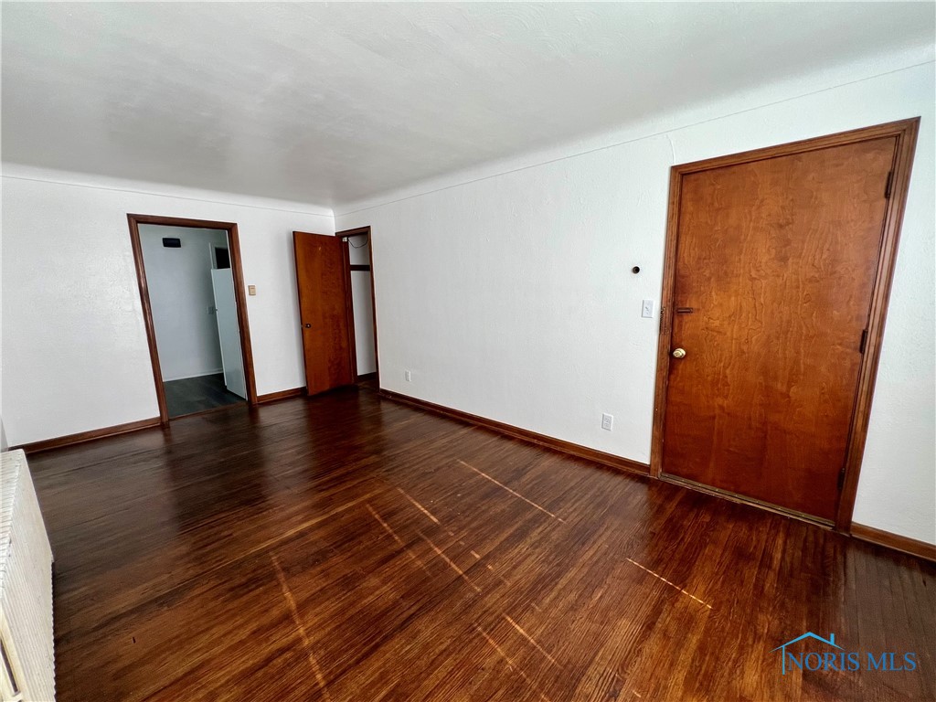 3639 Douglas Road
