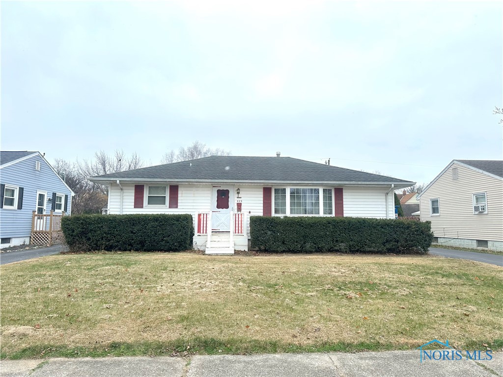 425 Clifton Avenue, Findlay, Ohio image 1