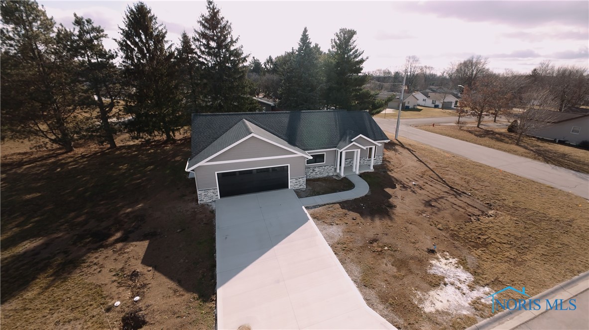 104 Knox Lane, Edgerton, Ohio image 5