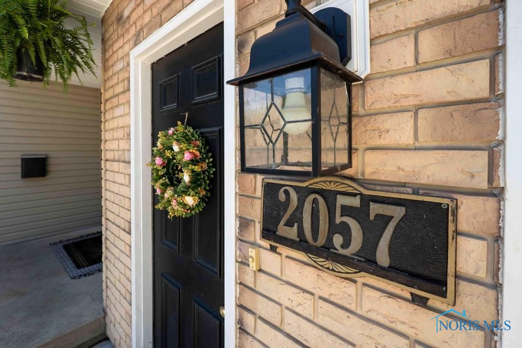 2057 Windsor Place, Findlay, Ohio image 4