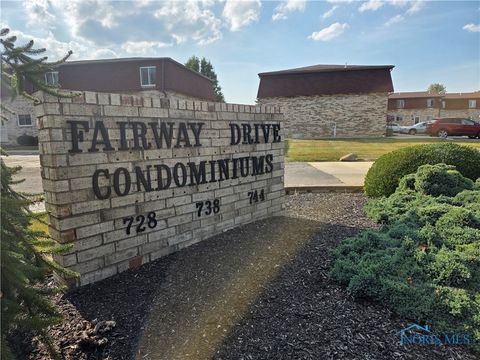 Tiny photo for 744 Fairway Drive #30, Wauseon, OH 43567 (MLS # 6137001)