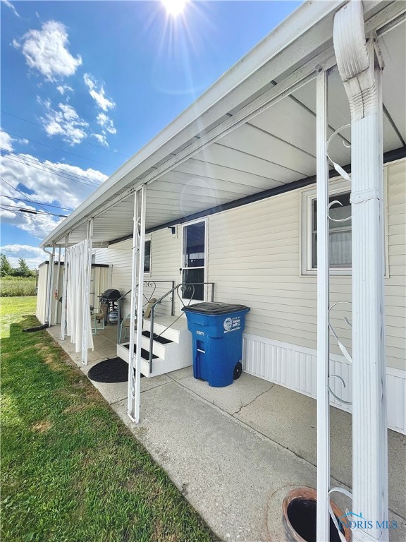 6125 Telegraph Road 16