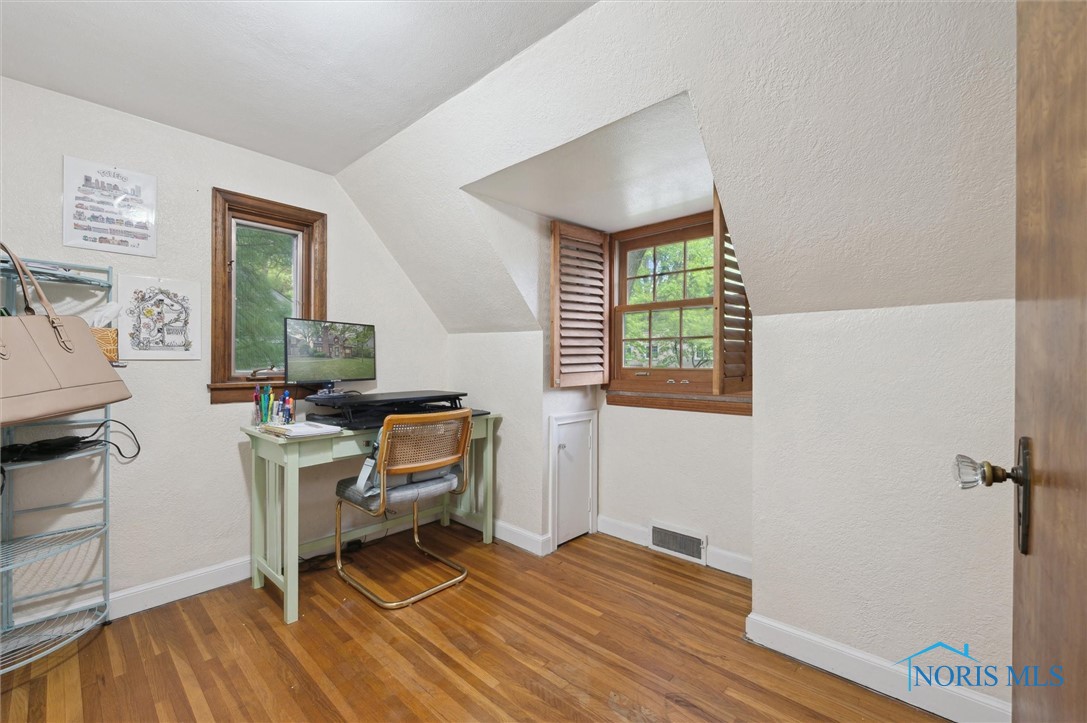 3425 Drummond Road, Toledo, Ohio image 27