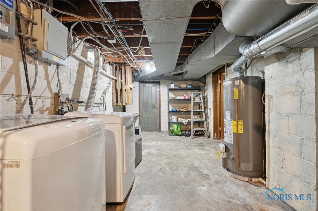 3425 Drummond Road, Toledo, Ohio image 35