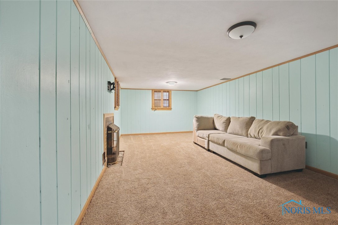3425 Drummond Road, Toledo, Ohio image 29