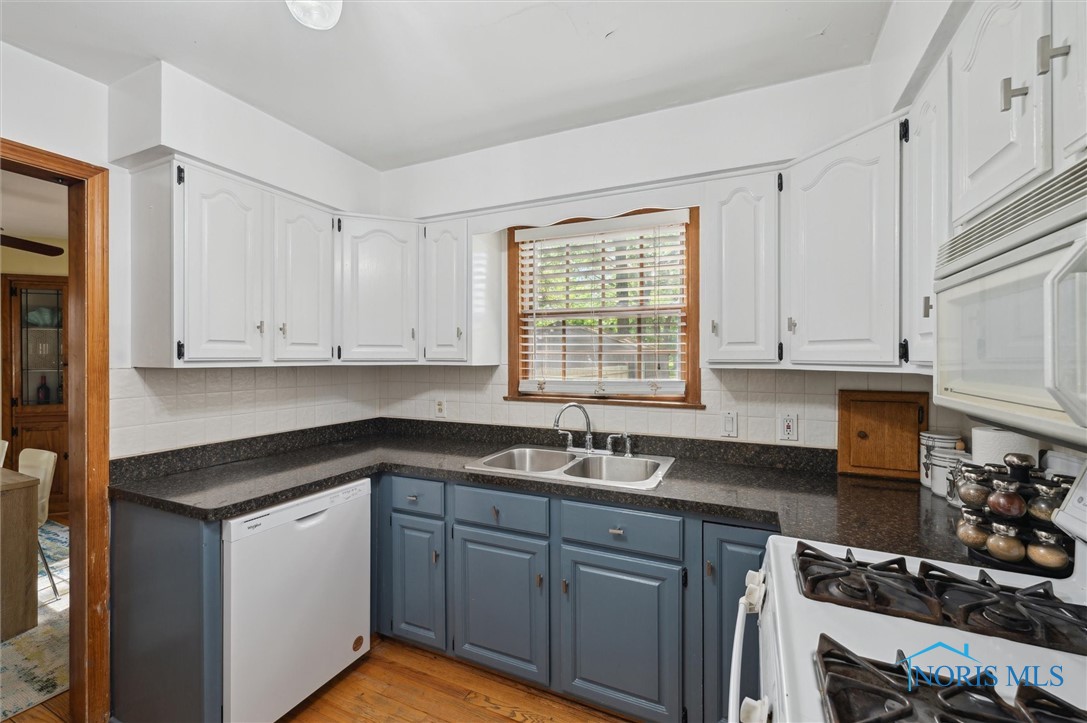 3425 Drummond Road, Toledo, Ohio image 13