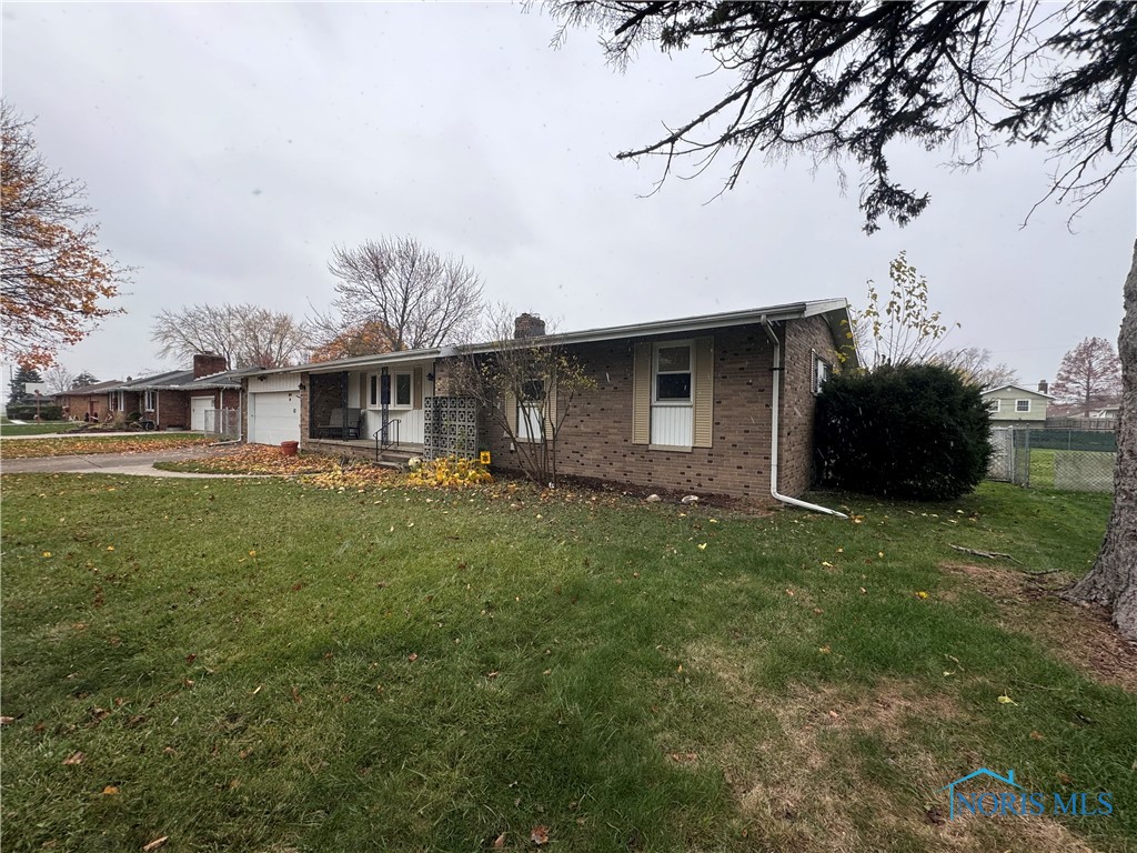 1826 Bieber Drive, Northwood, Ohio image 6