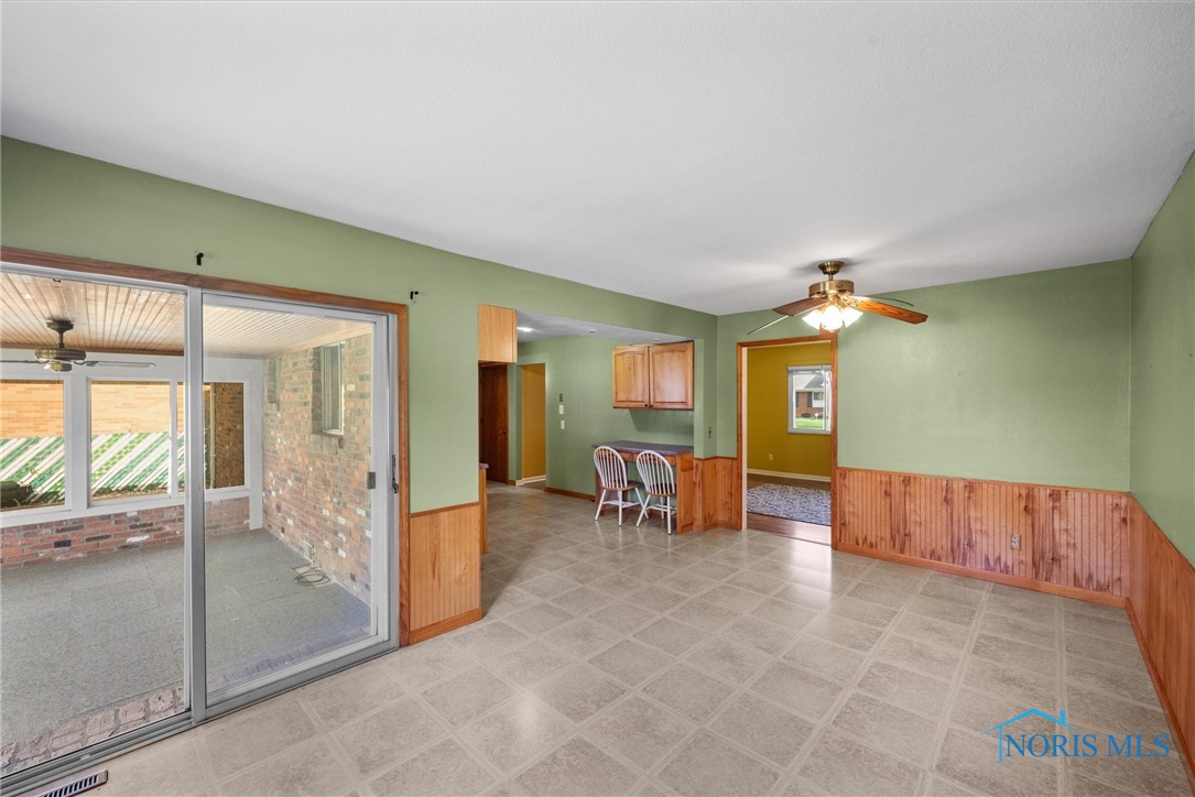 801 Regina Parkway, Toledo, Ohio image 14