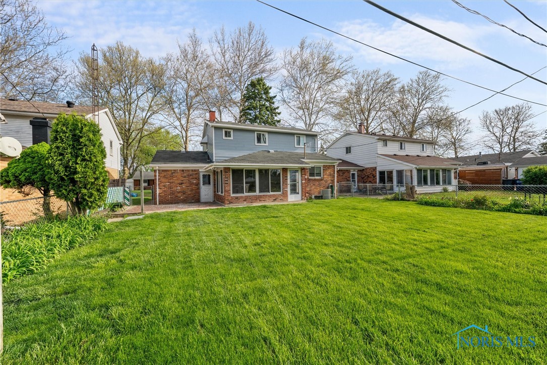 801 Regina Parkway, Toledo, Ohio image 40