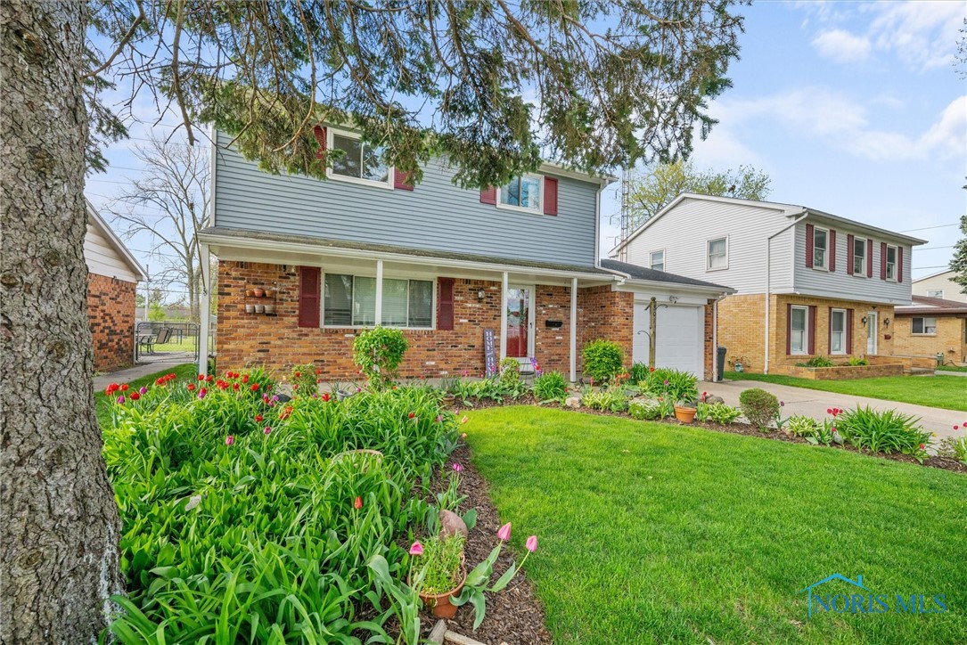 801 Regina Parkway, Toledo, Ohio image 2