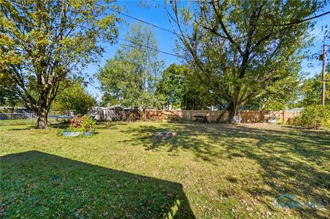 Tiny photo for 304 Prentiss Avenue, Findlay, OH 45840 (MLS # 6136641)