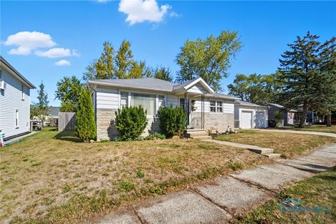 Tiny photo for 304 Prentiss Avenue, Findlay, OH 45840 (MLS # 6136641)