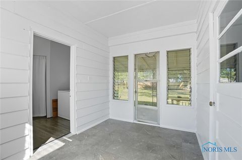 Tiny photo for 304 Prentiss Avenue, Findlay, OH 45840 (MLS # 6136641)