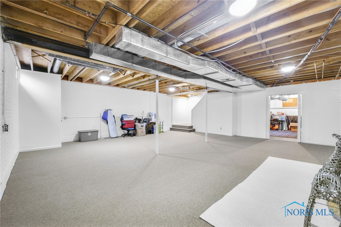 1405 Devonshire Street, Bowling Green, Ohio image 35