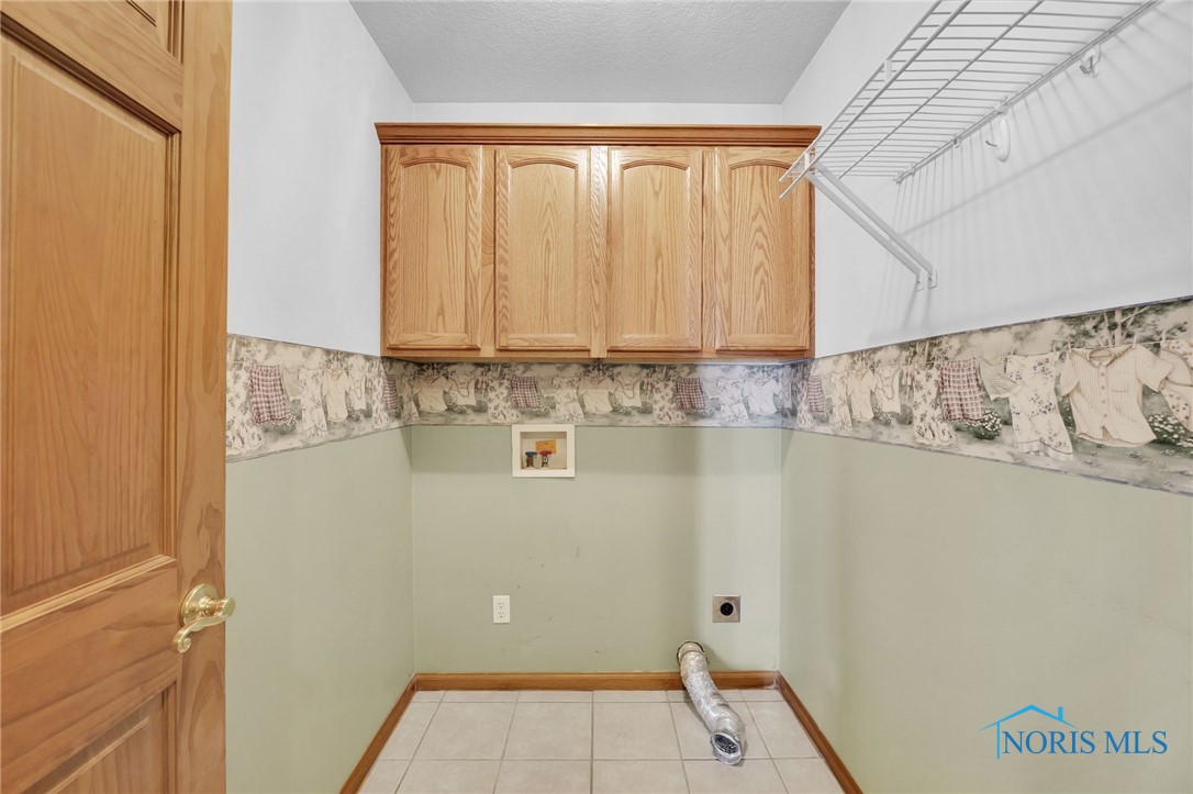 1330 Kennsington Drive, Findlay, Ohio image 32