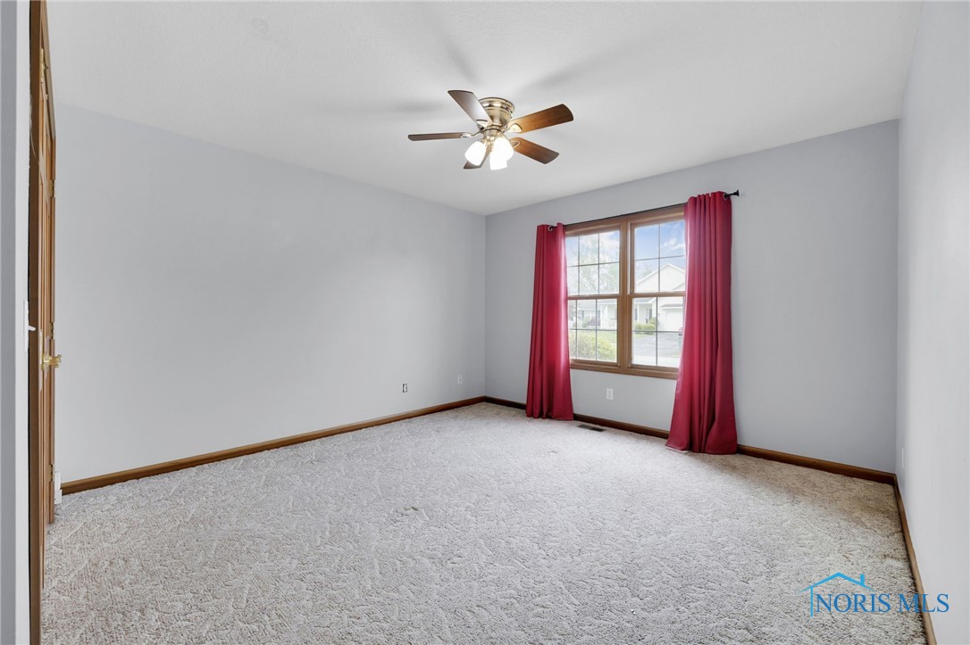 1330 Kennsington Drive, Findlay, Ohio image 24