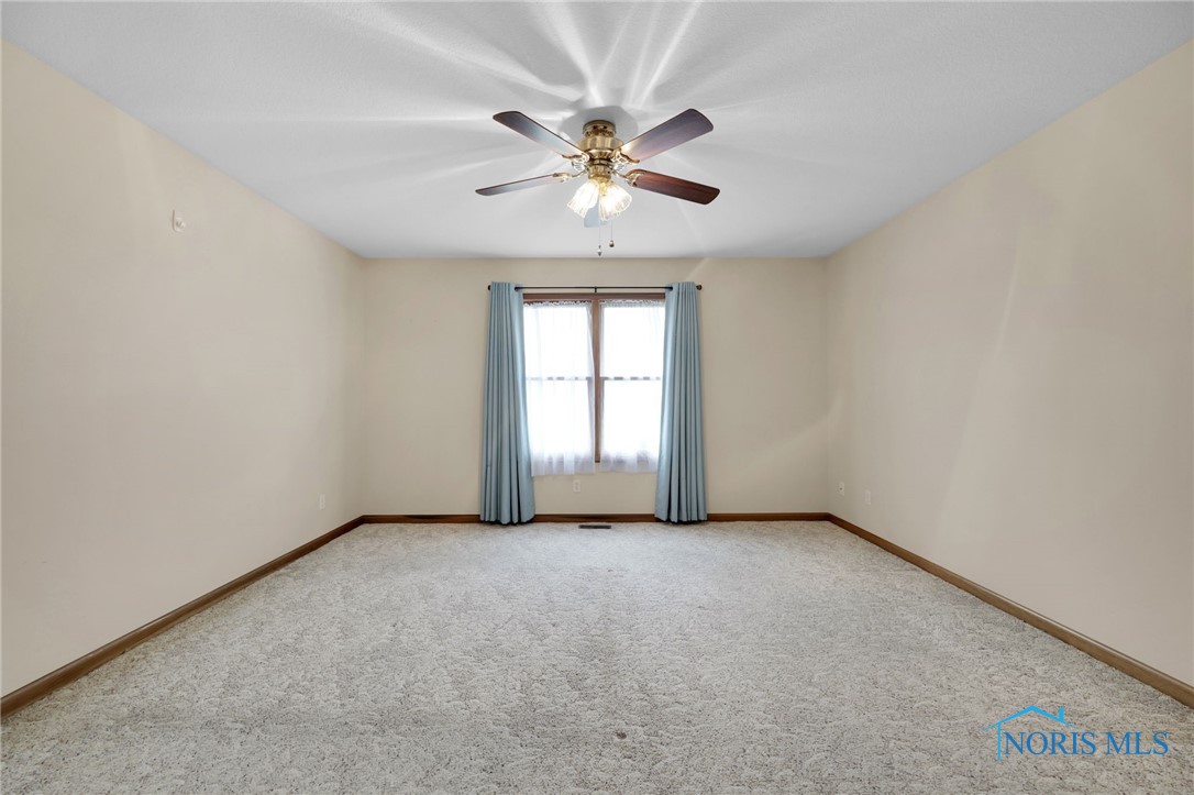 1330 Kennsington Drive, Findlay, Ohio image 18