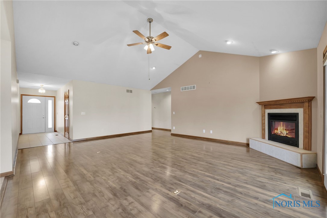 1330 Kennsington Drive, Findlay, Ohio image 5