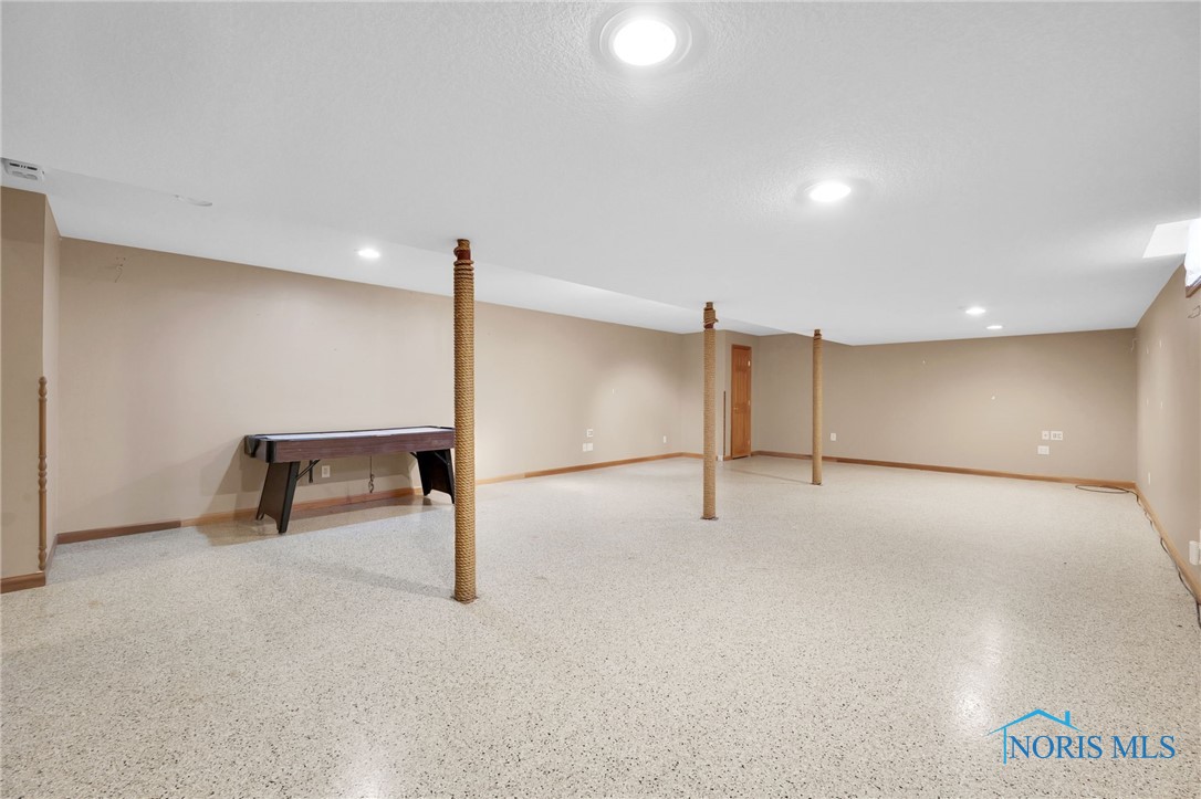 1330 Kennsington Drive, Findlay, Ohio image 34